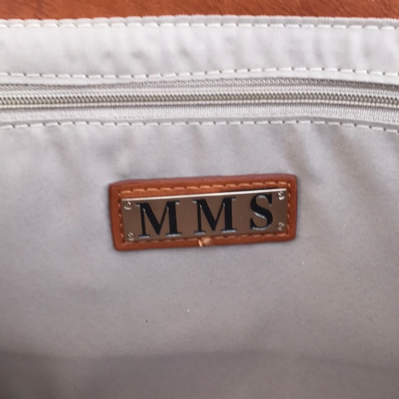 MMS amazing detail in this shoulder bag - Picture 6 of 7